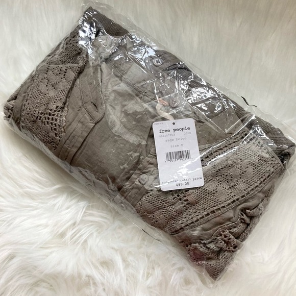 NWT FREE PEOPLE Walk In The Park Top Sage Beige Boho Ruffle S - Picture 6 of 6